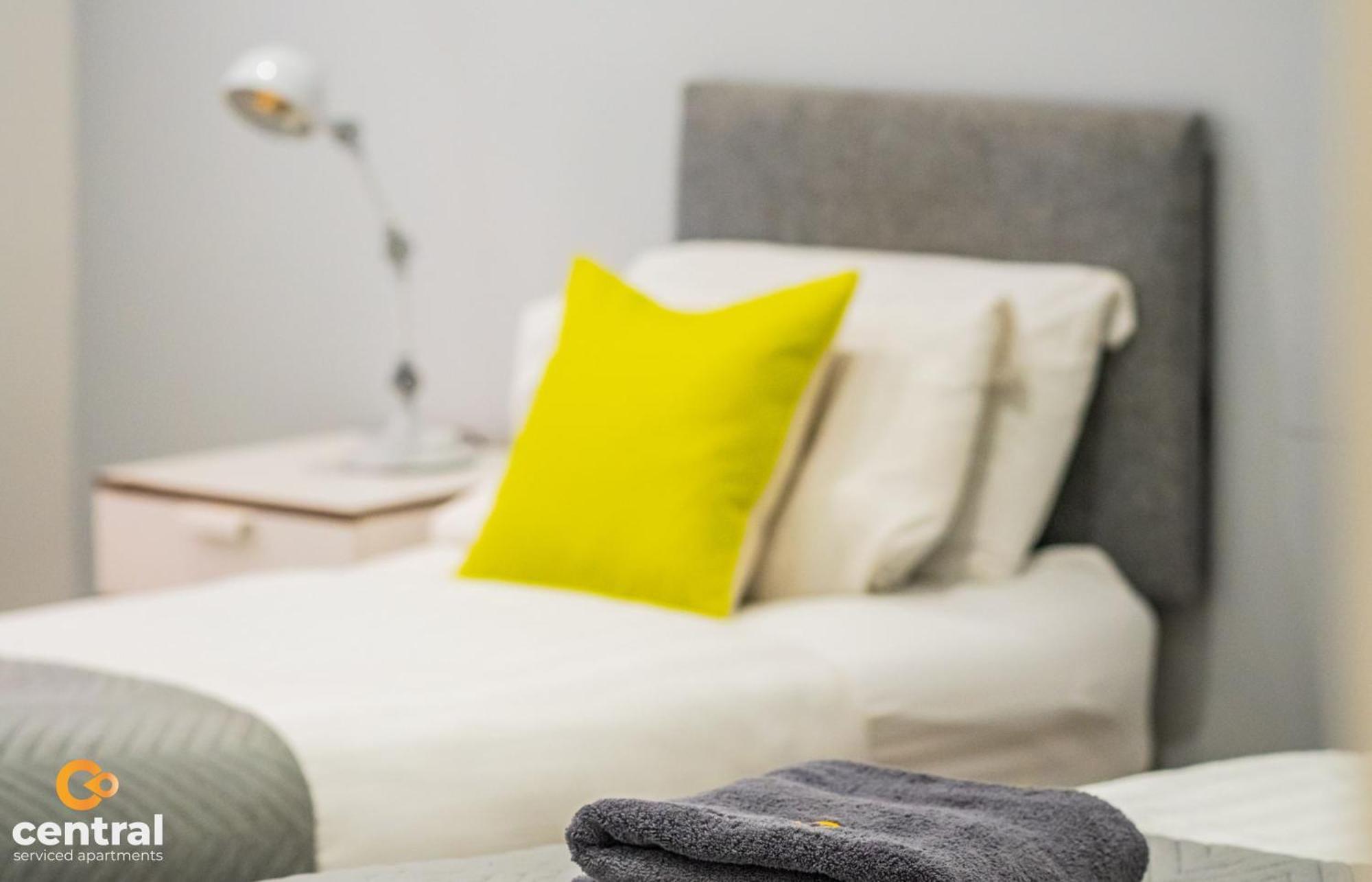 Central Serviced Apartments - 2 Bedroom - Walk Away From City Centre & Universities - Sleeps 4 - 1 X Double 2 X Single - Smart Tvs In All Rooms - Short Term Stays Welcome - Walk Away From Train & Bus Station - Preferred Location For Short Stay In Dun 던디 외부 사진