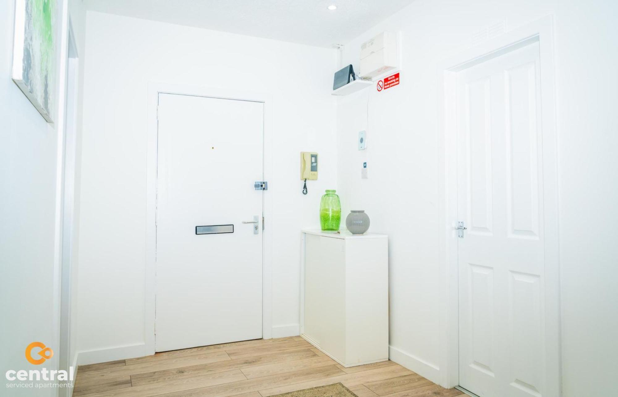 Central Serviced Apartments - 2 Bedroom - Walk Away From City Centre & Universities - Sleeps 4 - 1 X Double 2 X Single - Smart Tvs In All Rooms - Short Term Stays Welcome - Walk Away From Train & Bus Station - Preferred Location For Short Stay In Dun 던디 외부 사진